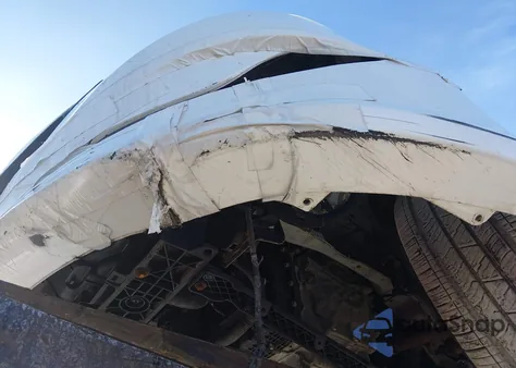 2013 Hyundai Sonata Hybrid Limited z USA, uszkodzony, nr VIN KMHEC4A48DA074378